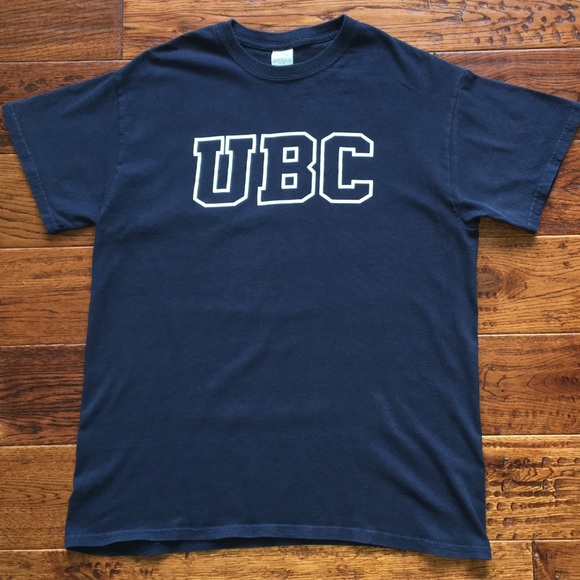University Of British Columbia T-Shirt - Picture 2 of 3